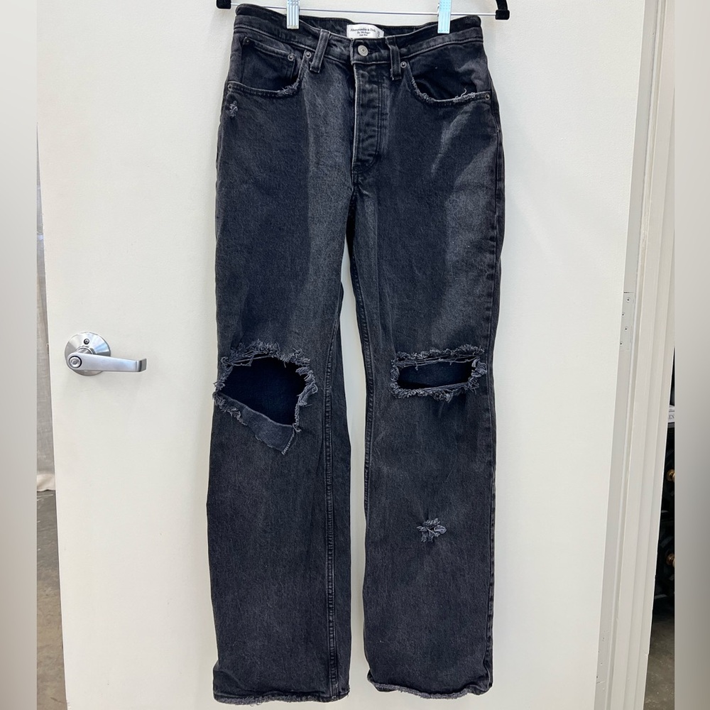 ✨Abercrombie & Fitch Charcoal Baggy Low-Rise Jeans